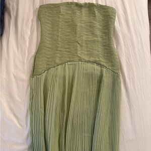 Elegant Green Strapless Dress
